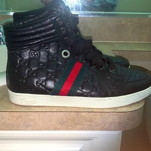 Gucci shoes brand new haven’t worn them yet In years and time to let them